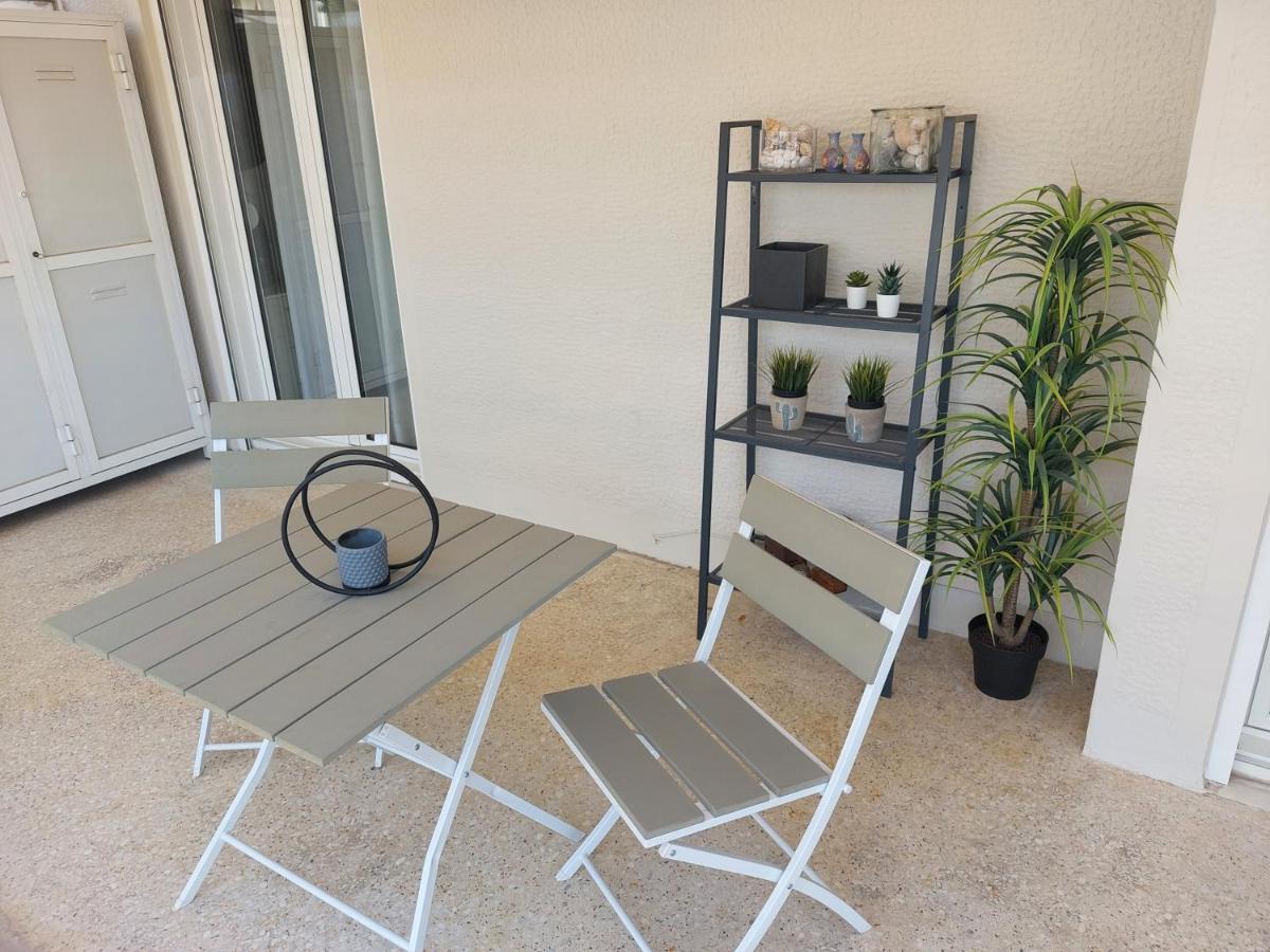 Apartament Όμορφο Ρετιρέ Στον Λυκαβηττό Με Θέα Την Αθήνα. Zewnętrze zdjęcie